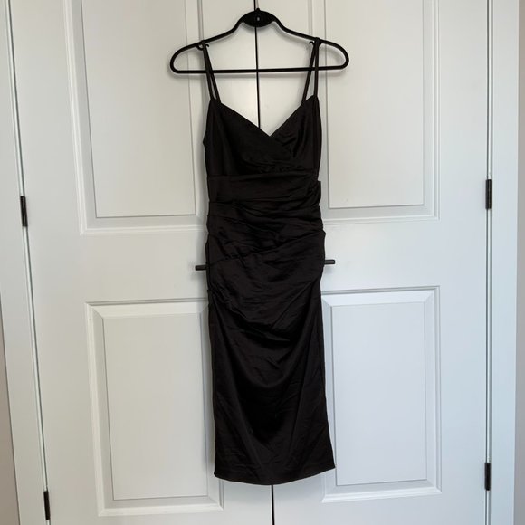 Le Chateau Midi Formal Dress with Ruching - Picture 2 of 7